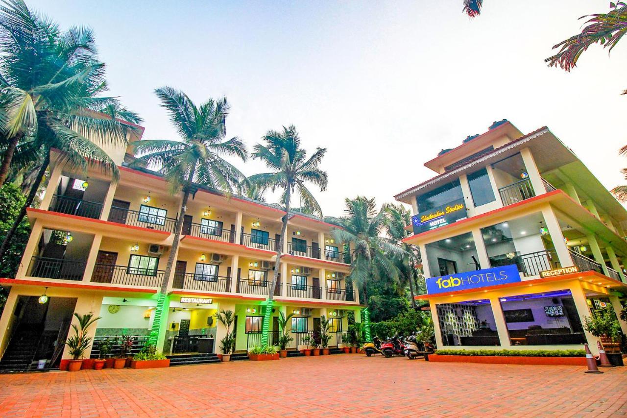 Fabescape Sk Studios With Pool & Gym, Arpora Gamle Goa Eksteriør billede